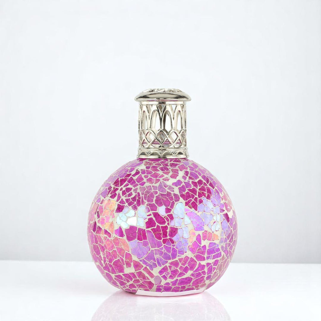 Fuchsia Fizz Fragrance Lamp against a white neutral background