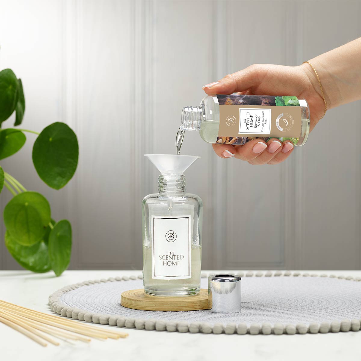 Recharge Bougie parfumée Tabac + Bergamote | Fait au Québec – Coton Corail Recharge Bougie parfumée Tabac + Bergamote | Fait au Québec – Coton Corail