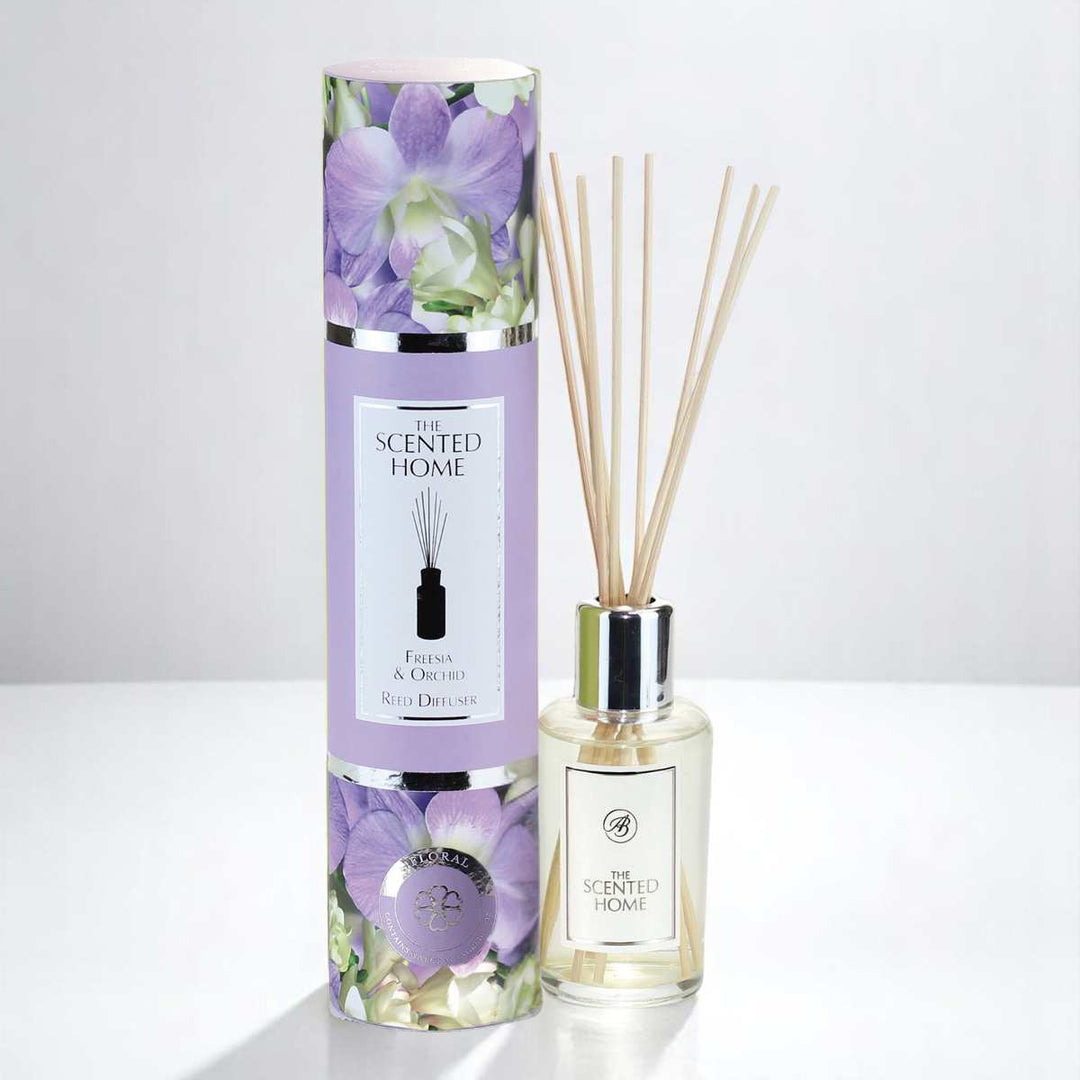 A picture of the Freesia & Orchid Reed Diffuser against a white neutral background