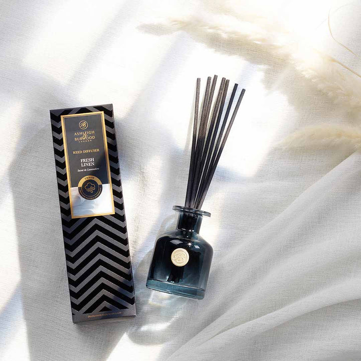 Fresh Linen Signature Reed Diffuser