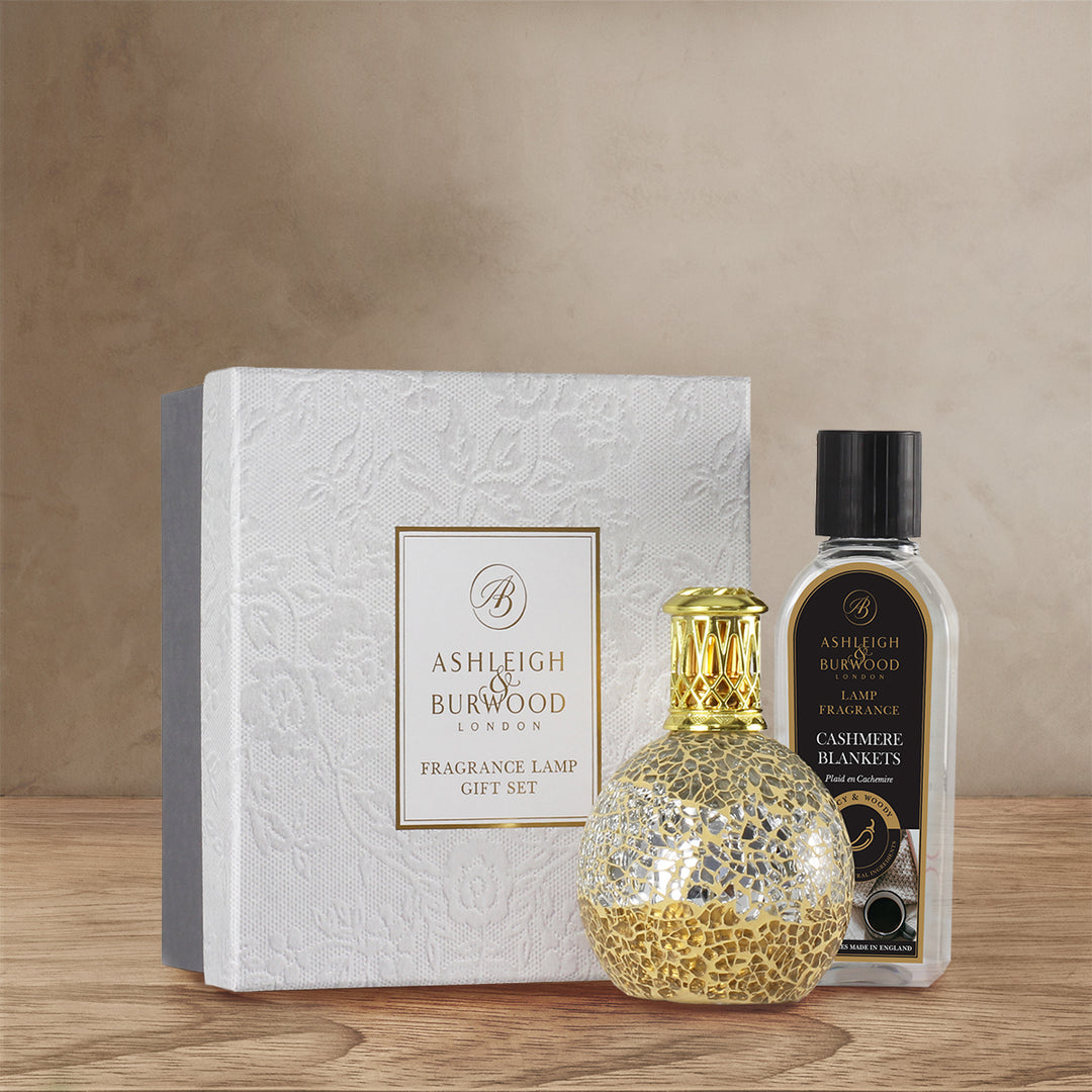 Little Treasure & Cashmere Blankets Fragrance Lamp Gift Set