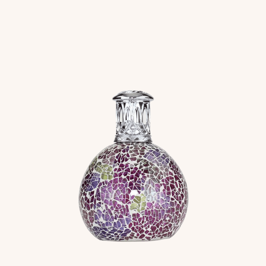 Pearlecense Fragrance Lamp on a white background