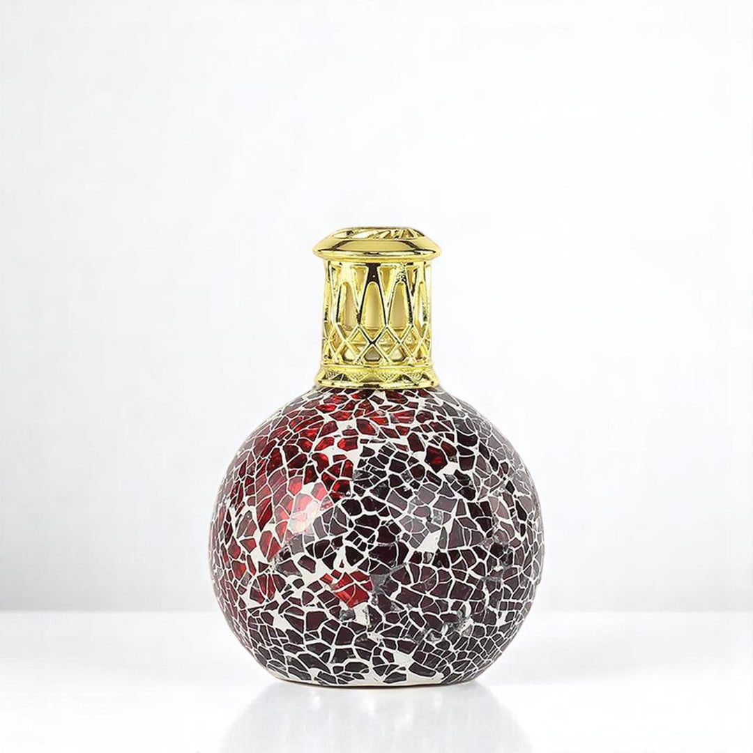 Queen of Hearts Fragrance Lamp against a white neutral background